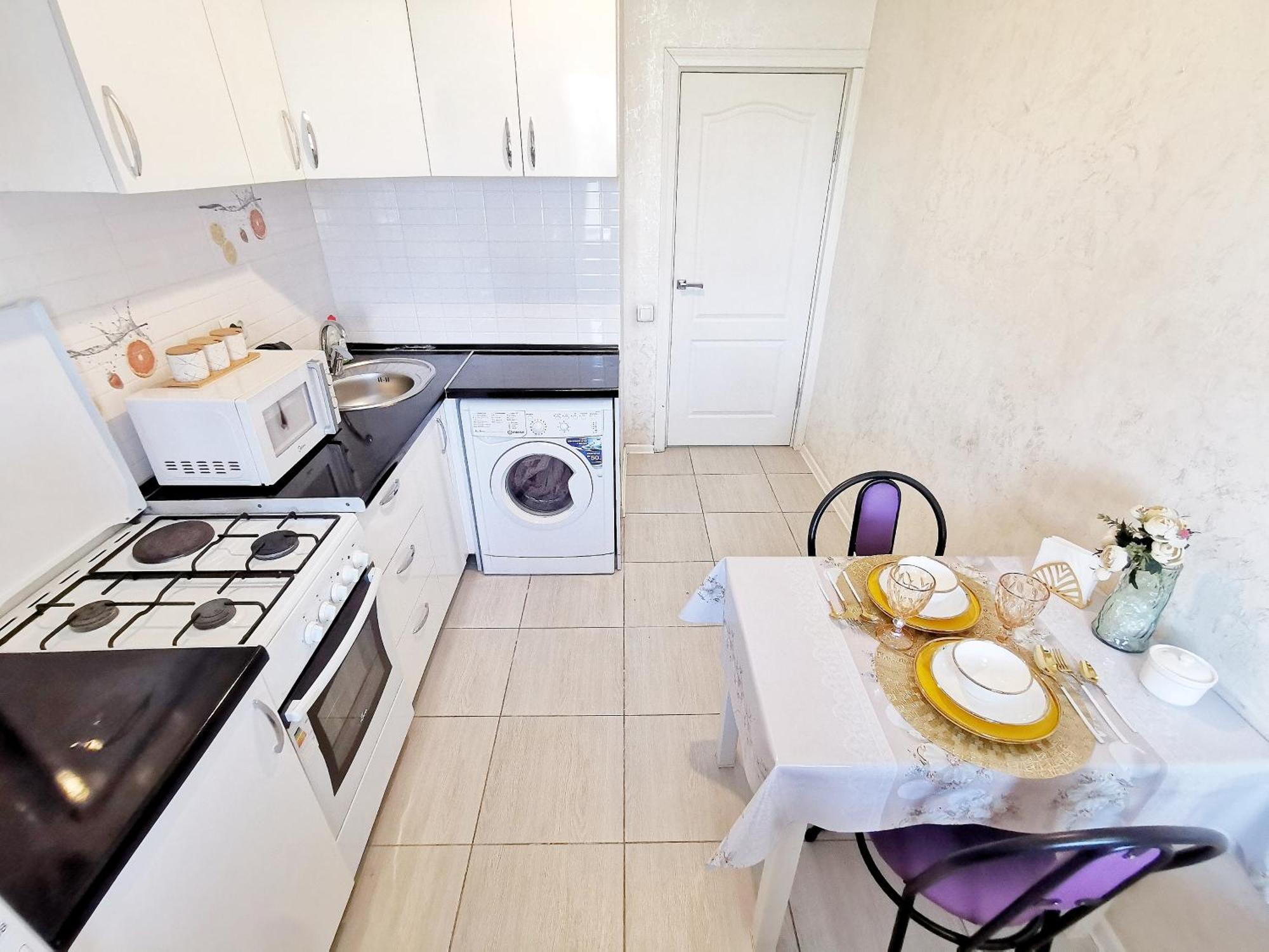 Appartments " Zhetysu-4" อัลมาตี ภายนอก รูปภาพ