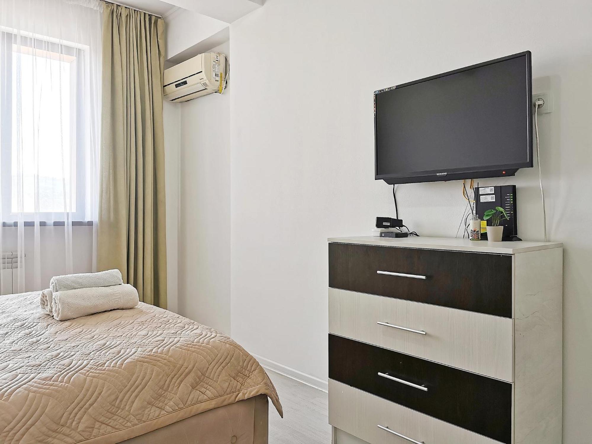 Appartments " Zhetysu-4" อัลมาตี ภายนอก รูปภาพ