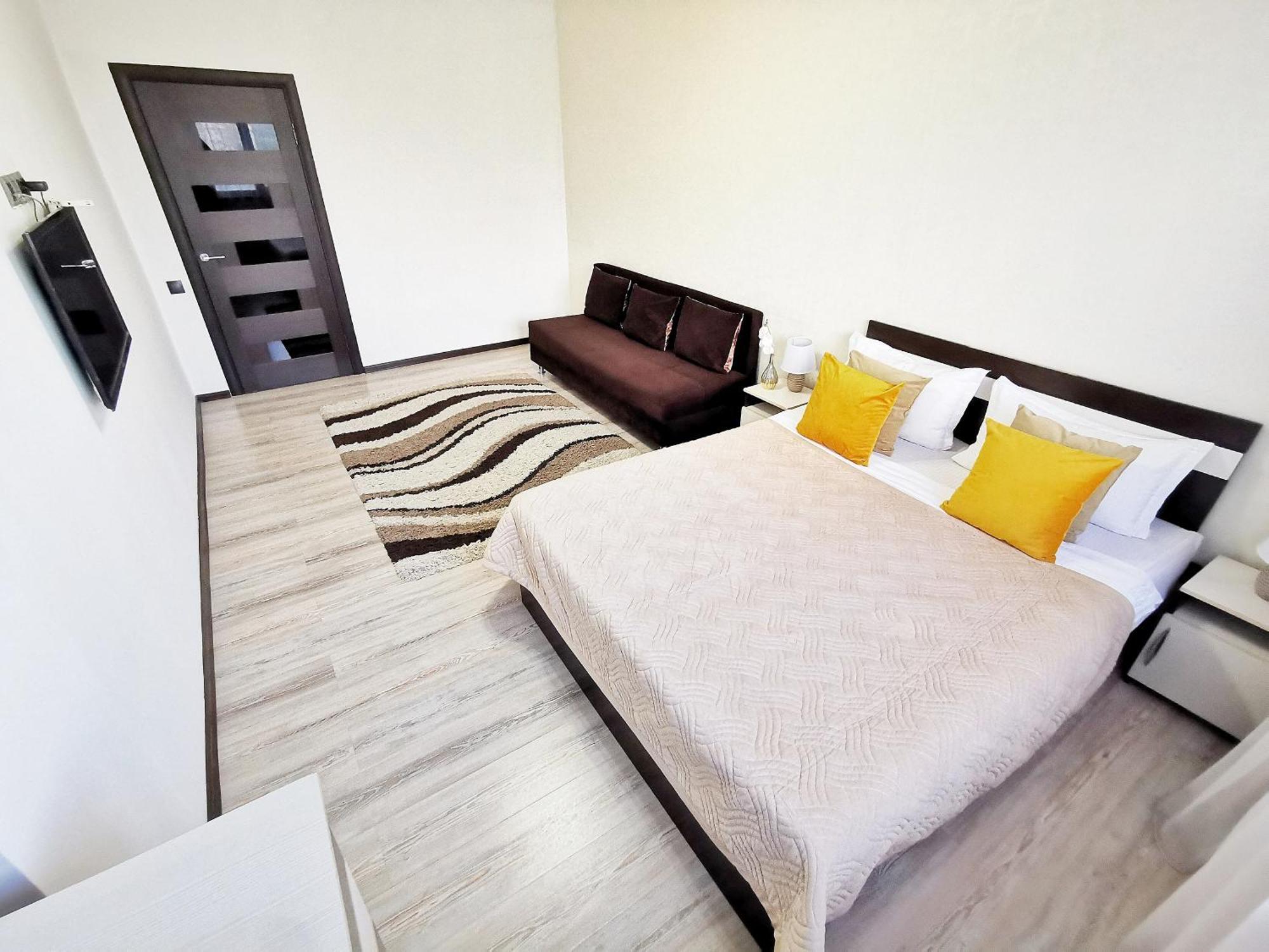 Appartments " Zhetysu-4" อัลมาตี ภายนอก รูปภาพ