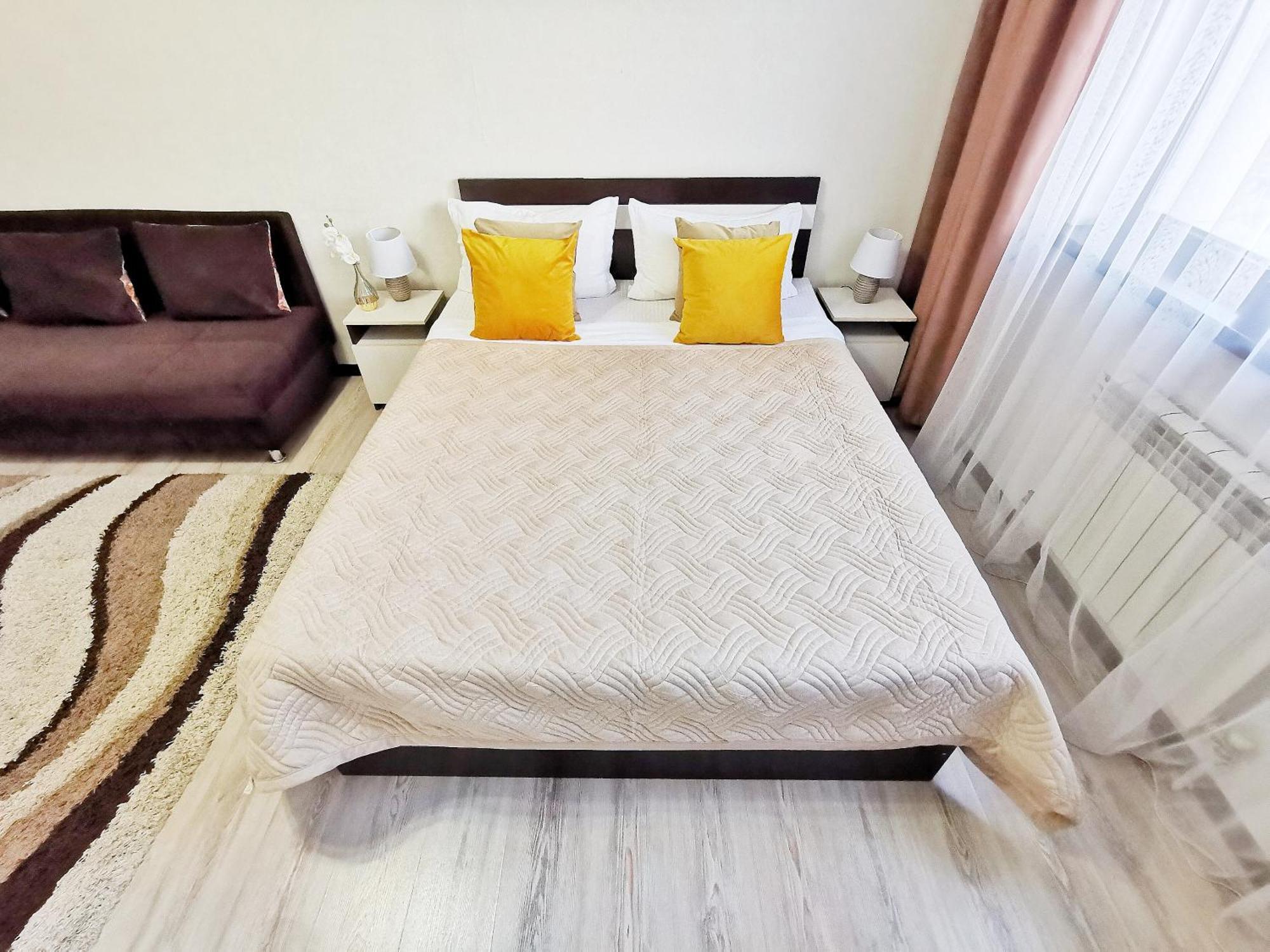 Appartments " Zhetysu-4" อัลมาตี ภายนอก รูปภาพ