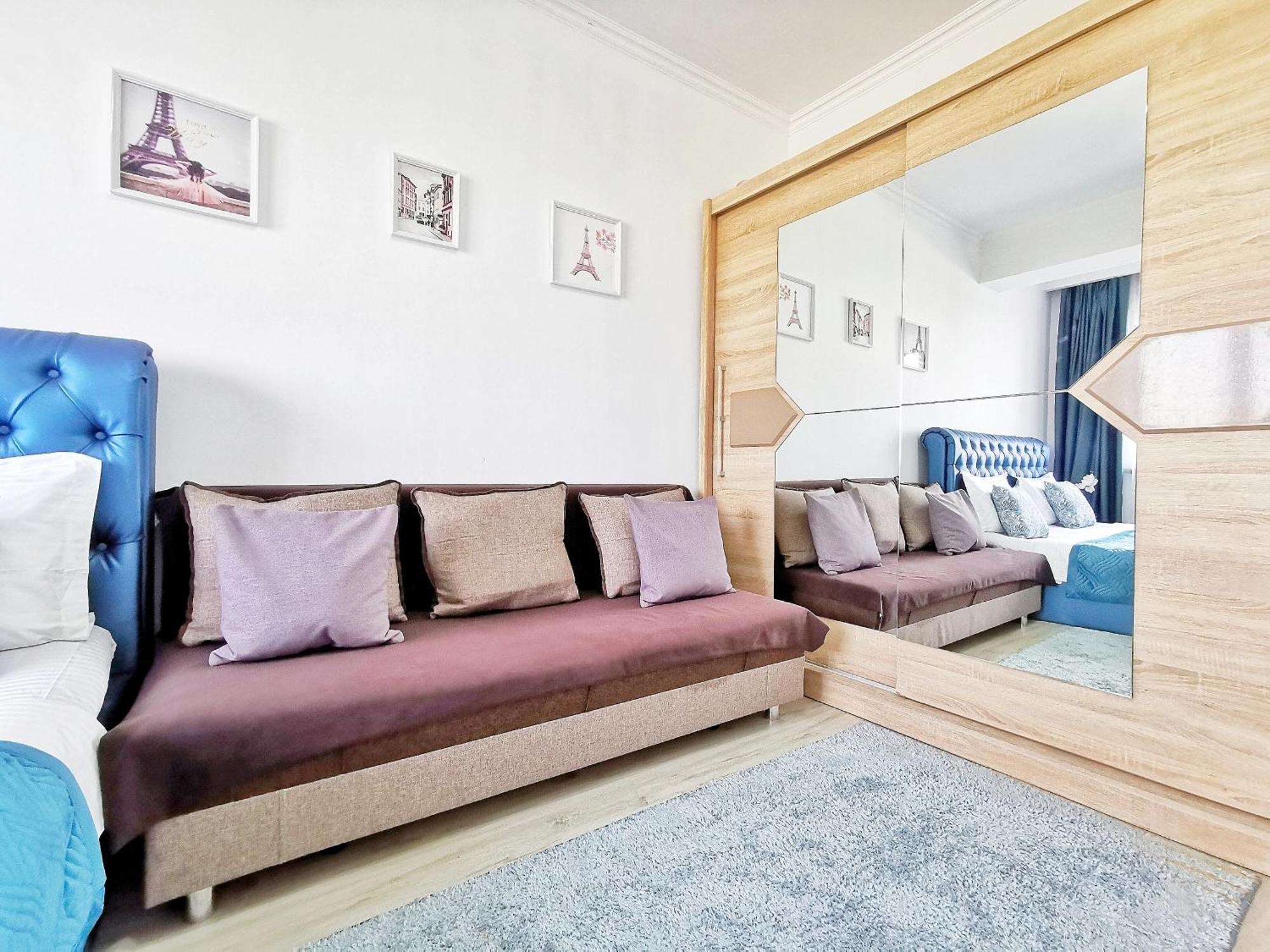 Appartments " Zhetysu-4" อัลมาตี ภายนอก รูปภาพ