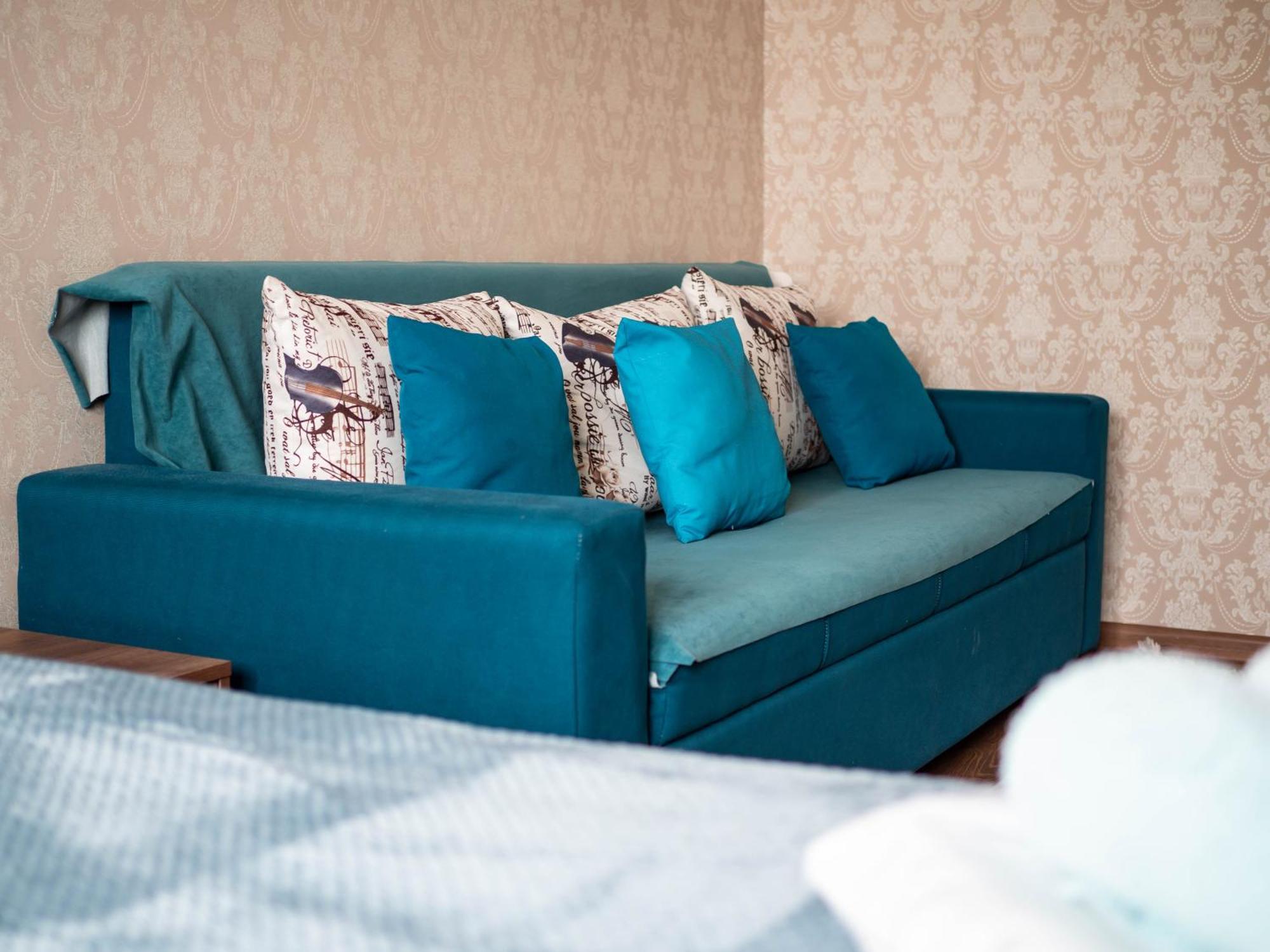 Appartments " Zhetysu-4" อัลมาตี ภายนอก รูปภาพ
